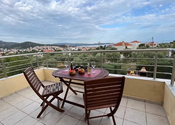 En Ethria Апартаменты Лименария